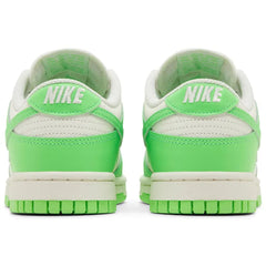 Nike Dunk Low Green Strike (W)
