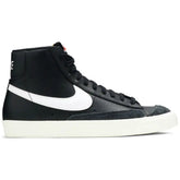 Nike Blazer Mid 77 Vintage Black Sail