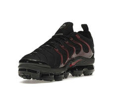 Nike Air VaporMax Plus Black Noble Red 924453-021