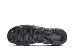 Nike Air VaporMax Flyknit 3.0 Triple Black: Lightweight Cushioning and Modern Style