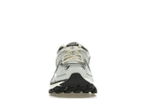 Nike Zoom Vomero 5 Chrome: Retro Running Shoe