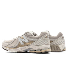 860v2 - Timberwolf/Moonbeam