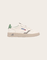Medalist Low Leather Basket