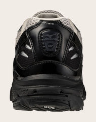 Wave Rider 10 sneaker