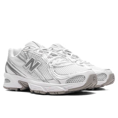 740 - White/Silver Metallic/Reflection