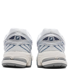 860v2 - Sea Salt/Vintage Indigo/Arctic Grey