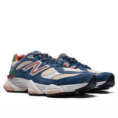 9060 - Dark Shoreline Blue/Ash Wood