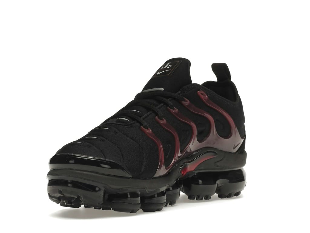 Nike Air VaporMax Plus Black Noble Red 924453-021