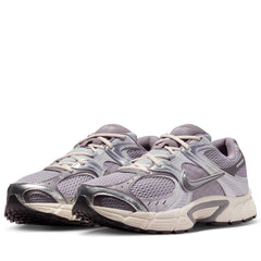 Nike V5 RNR - Cement Grey/Grey Fog
