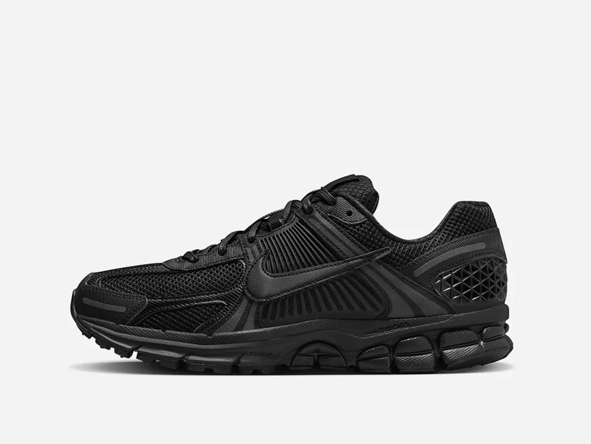Nike Air Zoom Vomero 5 ‘Triple Black’
