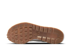 Nike Vaporwaffle sacai Sail Gum: Premium Comfort and Style