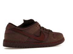 Nike SB Dunk Low City of Love Burgundy Crush FN0619-600