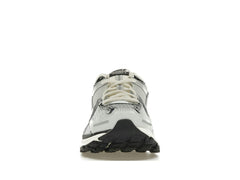 Nike Zoom Vomero 5 Chrome: Retro Running Shoe