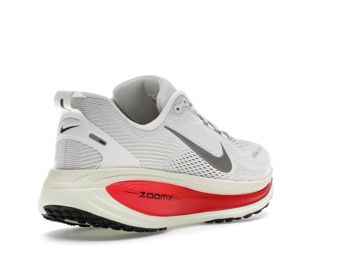 Nike Vomero 18 Platinum Tint Siren Red Running Shoes