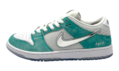 Nike SB Dunk Low April Skateboards (PreOwned)