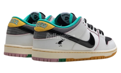 Nike SB Dunk Low CSEF