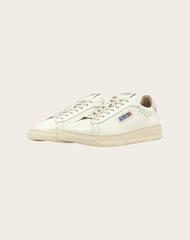 Dallas Low sneakers