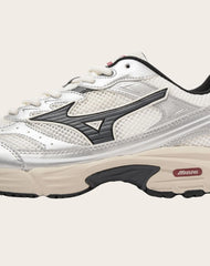 MXR Sport sneakers