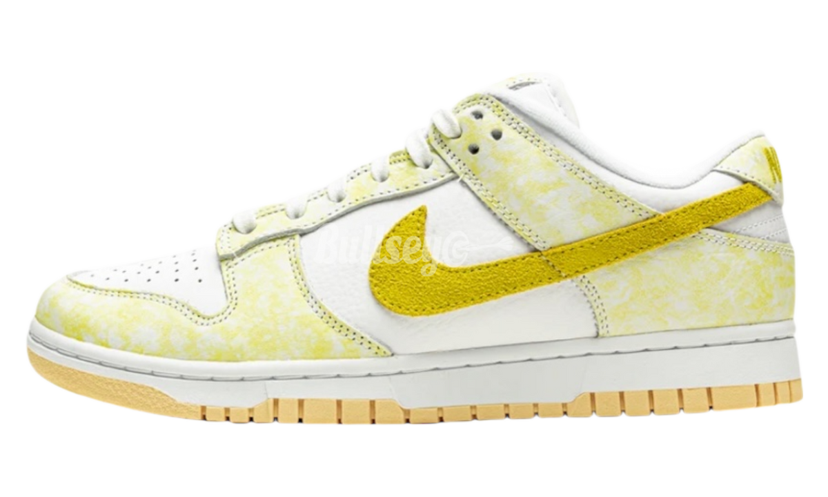 Nike Dunk Low Yellow Strike (Women's)