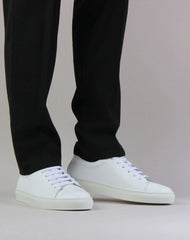 Low-top sneakers in leather and grained leather