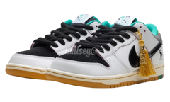 Nike SB Dunk Low CSEF