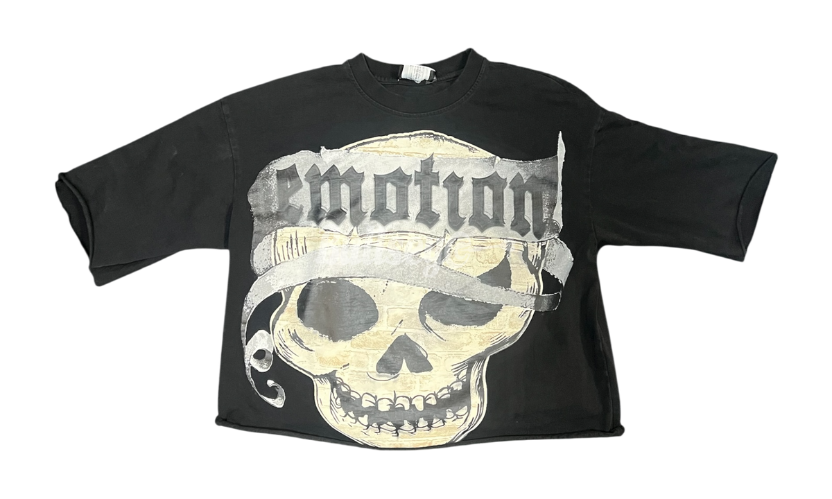Mixed Emotions Pirate Black Cropped Shirt (PreOwned)