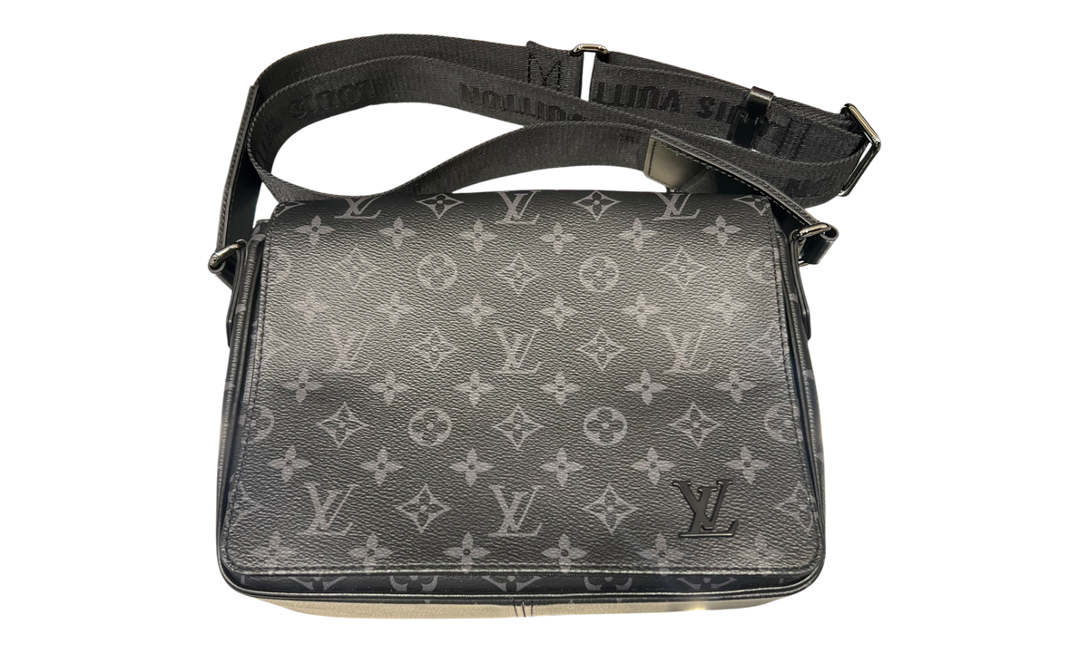 Louis Vuitton Messenger District Monogram Eclipse PM Noir Black (PreOwned)