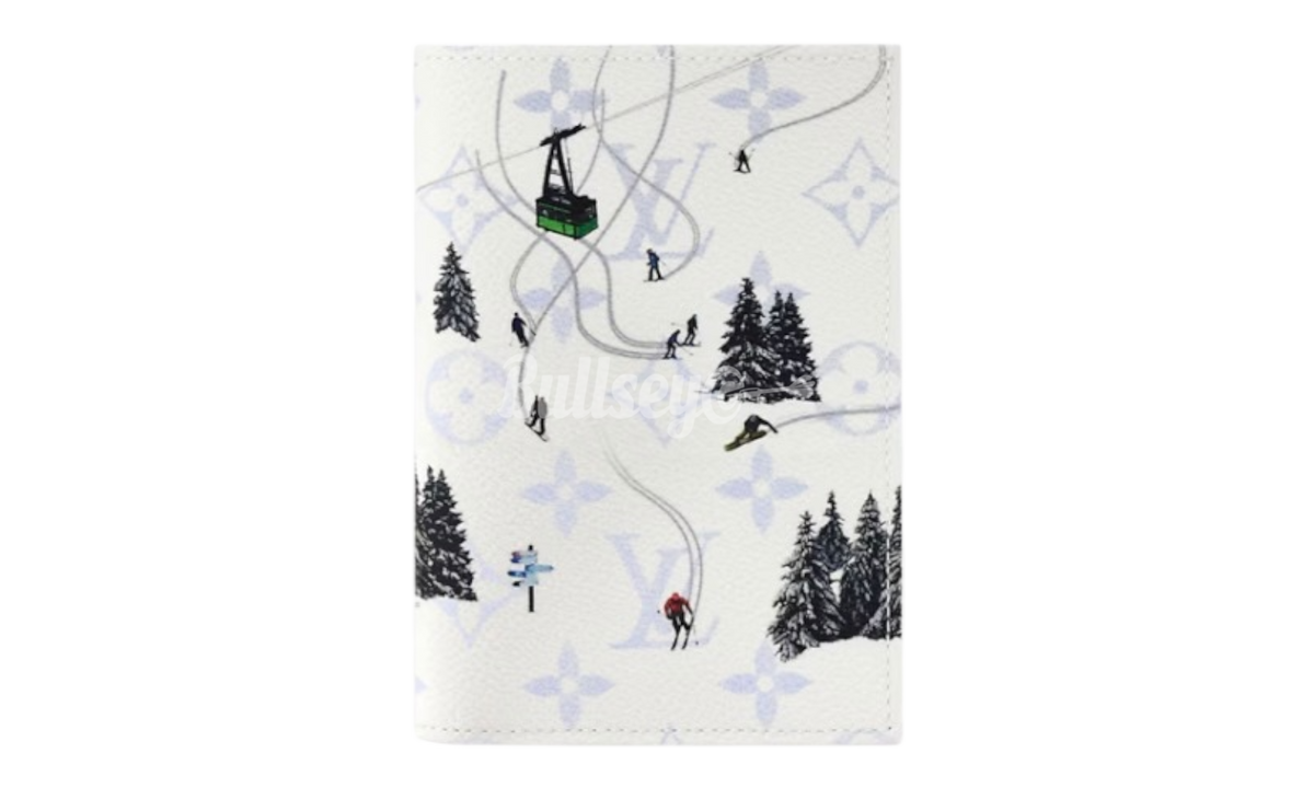 Louis Vuitton Ski White Passport Cover